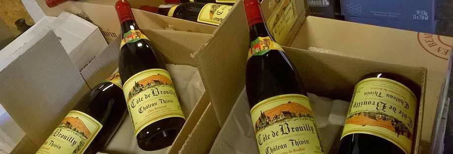 Une sélection complète de vins de France ainsi que des bières artisanales et spiritueux d’exception